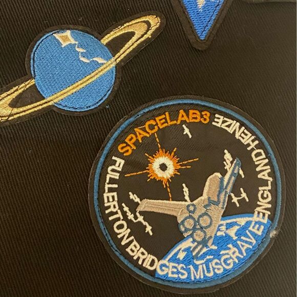 Finest Thread Luxury Goods-Black Shorts with Space Theme Patches - size 38 NWOT - Picture 7 of 12